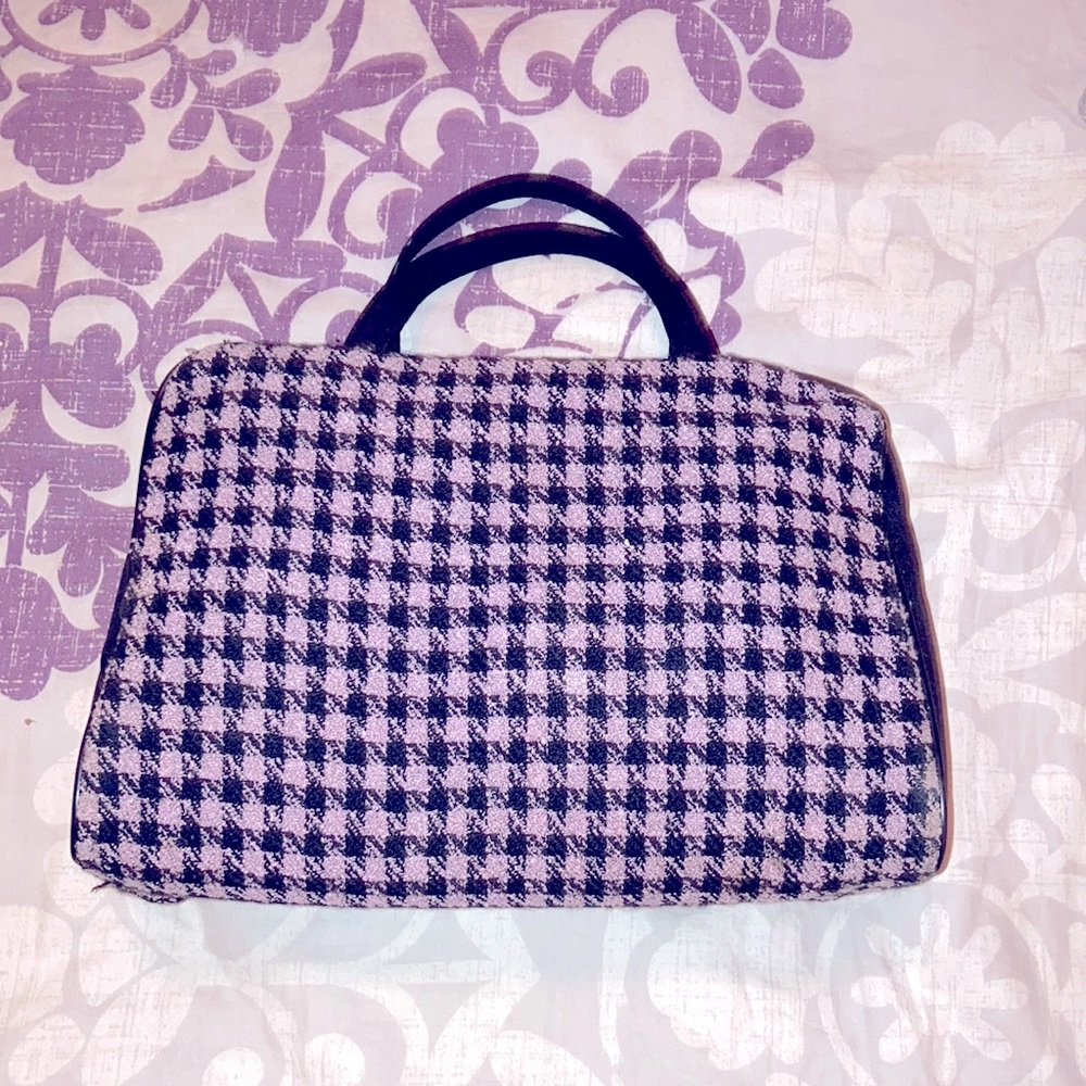 LANCOME Stylish Travel Makeup Bag💄🧤💅🏻 ⭐️SALE⭐️